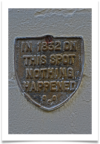Non-Blue Plaque - Richard Nicholls